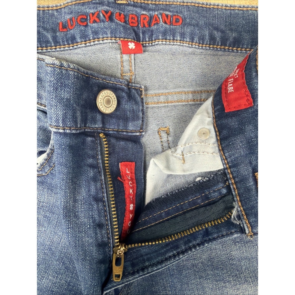 Lucky Brand Women's Sweet Mid Rise Flare Denim Jeans Size 6/28 - Picture 2 of 7